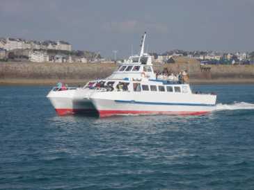 Photo: Sells Boat CATAMARAN CATERPILAR - CATAMARAN