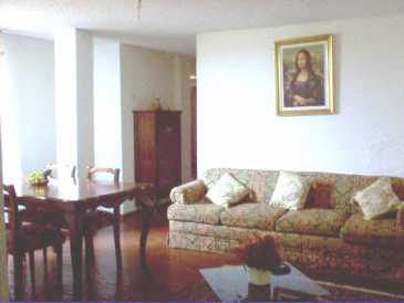 Photo: Rents 2 bedrooms apartment 170 m2 (1,830 ft2)