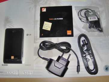 Photo: Sells Cell phone LG - KU 990I NOIR