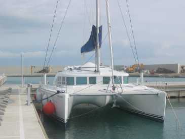 Photo: Sells Boat LAGOON - 440