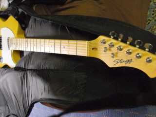 Photo: Sells 2 Guitars RIKENBAKER