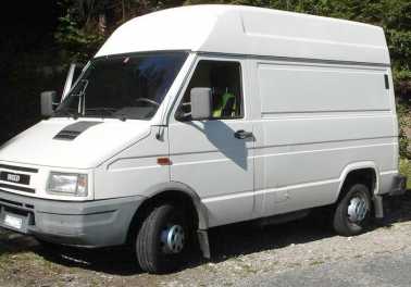 Photo: Sells Truck and utility IVECO - 30.8 DAILY VAN