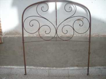 Photo: Sells 2 Others pieces ofs furnitures CABECEROS DE CAMA