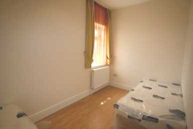 Photo: Rents Small room only 60 m2 (646 ft2)