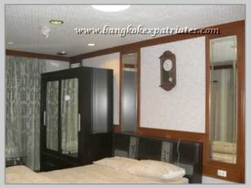 Photo: Rents 2 bedrooms apartment 147 m2 (1,582 ft2)