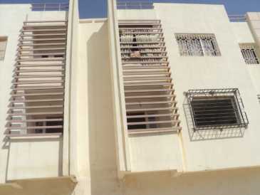 Photo: Sells 4 bedrooms apartment 95 m2 (1,023 ft2)