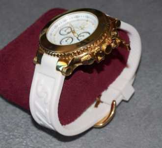 Photo: Sells Chronograph watch Men - DIAMSTARS - 2010