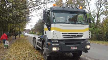 Photo: Sells Truck and utility IVECO - TRAKKER AMPLIROLL