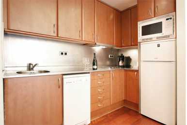 Photo: Rents 5 bedrooms apartment 60 m2 (646 ft2)