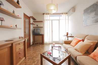 Photo: Rents 5 bedrooms apartment 65 m2 (700 ft2)