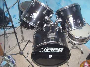 Photo: Sells Percussion DEEP - DEEP