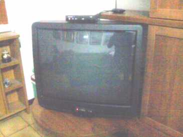 Photo: Sells 4/3 TV MIVAR