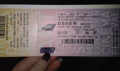 Photo: Sells Concert ticket CONCERT USHER - PALAIS OMNISPORT PARIS BERCY