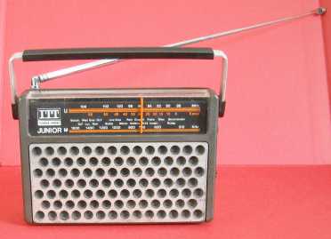 Photo: Sells HIFI stereo / radio ITT SCHAUB-LORENZ - JUNIOR 28 - ANNO 1976