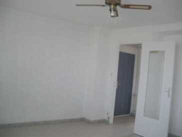 Photo: Sells 2 bedrooms apartment 61 m2 (657 ft2)