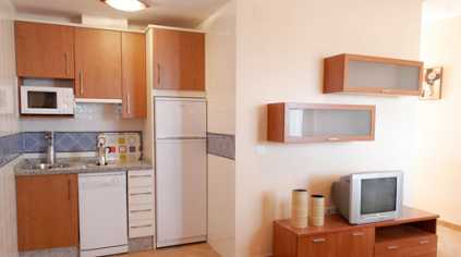 Photo: Rents 1 bedroom apartment 52 m2 (560 ft2)
