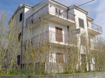 Photo: Rents 1 bedroom apartment 55 m2 (592 ft2)