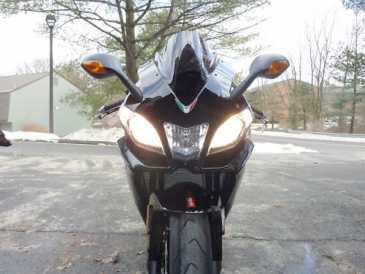 Photo: Sells Motorbike 1000 cc - APRILIA - RSV