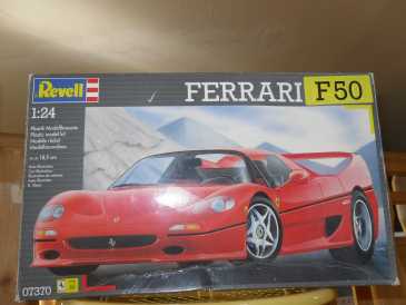 Photo: Sells Model FERRRARI - REVELL