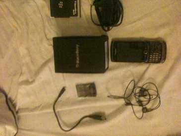 Photo: Sells Cell phone BLACKBERRY - TORCH 9800
