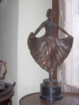 Photo: Sells Statue Bronze - BALLERINA - XXth century