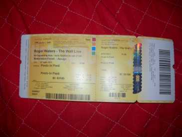 Photo: Sells Concert ticket VENDO BIGLIETTO CONCERTO ROGER WATERS 4 LUGLIO - P - MILANO (FORUM DI ASSAGO)