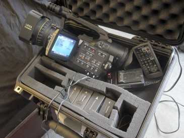 Photo: Sells Video camera PANASONIC - AG DVX-100B NTSC