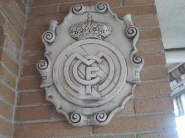 Photo: Sells High-relief Plaster - ESCUDO DEL MADRID - XXth century
