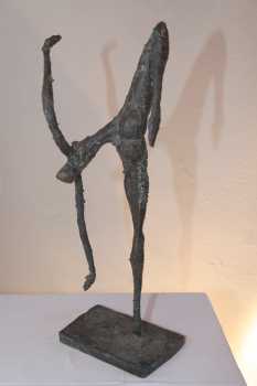Photo: Sells Free-standing Bronze - EQUILIBRE G.R.S. - Contemporary