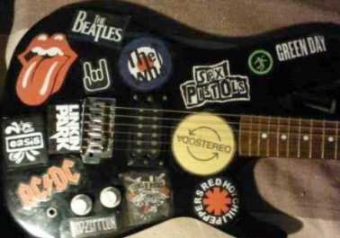 Photo: Sells Guitar KRAMER - STRATOCASTER