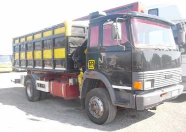 Photo: Sells Truck and utility IVECO - 145.17 RIB.+GRU /  TRASP.CARCASSE