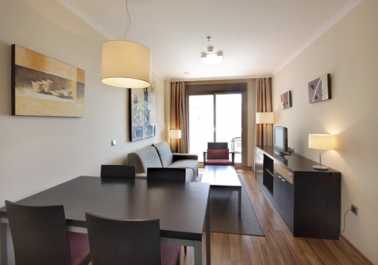 Photo: Rents 4 bedrooms apartment 78 m2 (840 ft2)