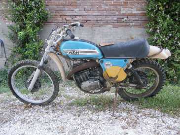 Photo: Sells Motorbike 125 cc - KTM - 125 GS