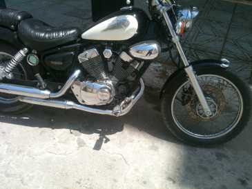Photo: Sells Motorbike 250 cc - YAMAHA - XV