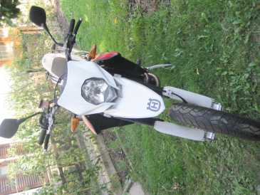 Photo: Sells Motorbike 610 cc - HUSQVARNA - SMS