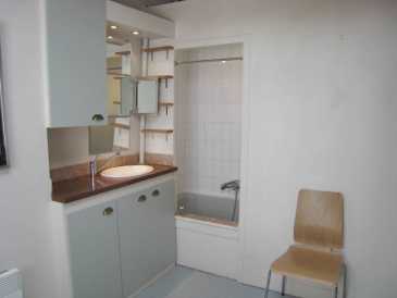 Photo: Rents 2 bedrooms apartment 57 m2 (614 ft2)