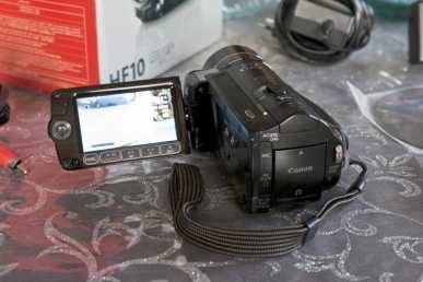 Photo: Sells Video camera CANON - CANON HF10