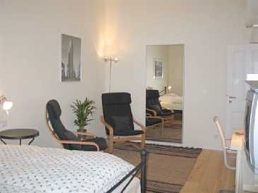 Photo: Rents 3 bedrooms apartment 75 m2 (807 ft2)