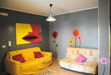 Photo: Rents 2 bedrooms apartment 90 m2 (969 ft2)