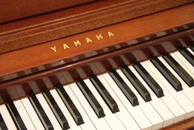 Photo: Sells Music instrument YAMAHA - PIANO SECRETAIRE DROIT