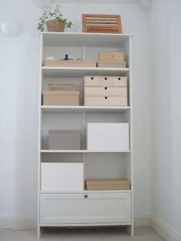 Photo: Sells Book shelves IKEA