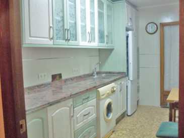 Photo: Rents 2 bedrooms apartment 97 m2 (1,044 ft2)