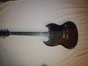 Photo: Sells Guitar GIBSON - SG SPECIAL