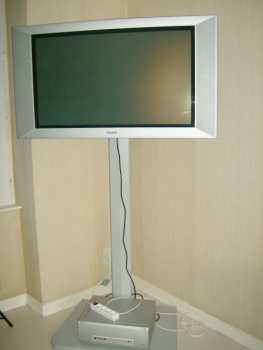 Photo: Sells Flat screen TV PHILIPS - MATCHLINE FRT 9952