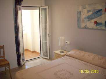 Photo: Rents 1 bedroom apartment 85 m2 (915 ft2)