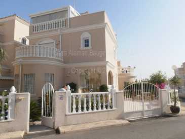 Photo: Sells House 110 m2 (1,184 ft2)