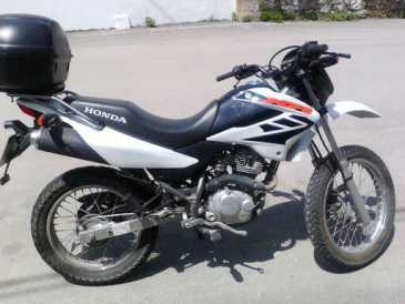 Photo: Sells Motorbike 125 cc - HONDA - 125 RX 4TIEMPOS