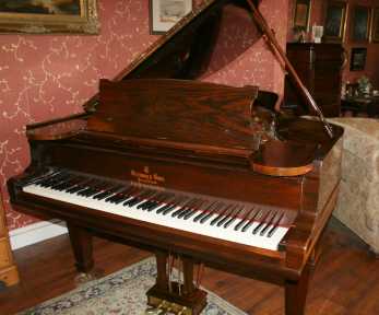 Photo: Sells Grand piano STEINWAY - B211