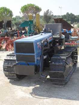Photo: Sells Agricultural vehicle LANDINI - 6000 CL