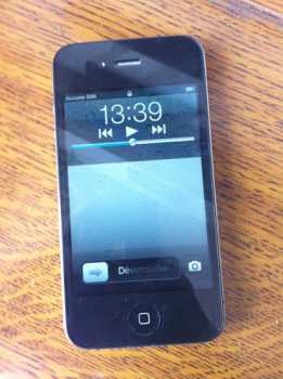 Photo: Sells Cell phone NOKIA - I PHONE